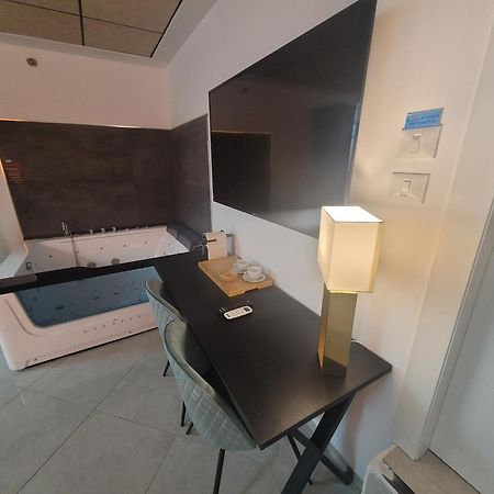 Yalarent Malina Motel In Tiberias Ngoại thất bức ảnh